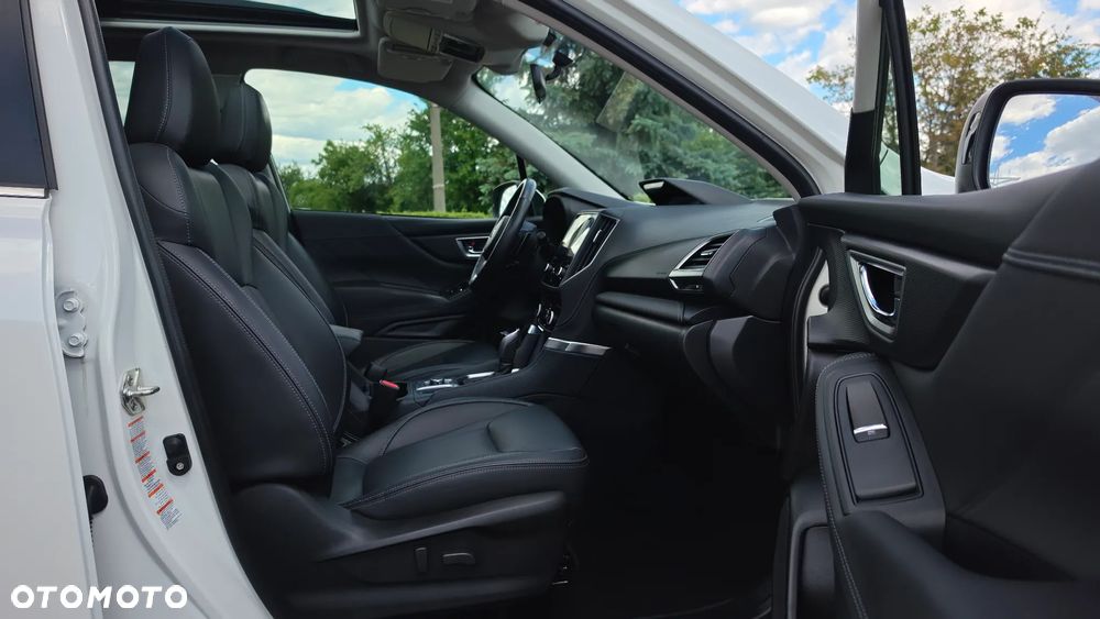 Subaru Forester 2.0i-L Platinum (EyeSight) Lineartronic - 35