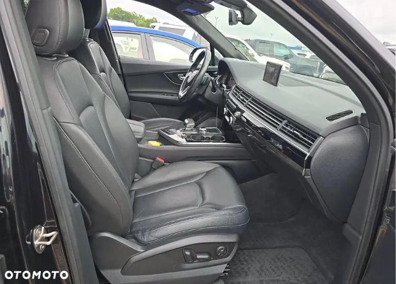 Audi Q7 3.0 TFSI Quattro Tiptronic - 10