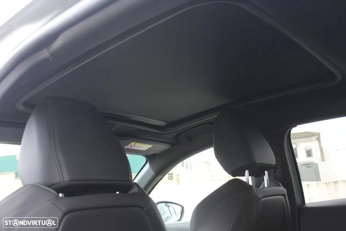 Peugeot 208 1.2 PureTech GT EAT8 - 46