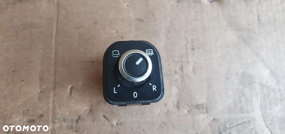 Przełącznik regulacji lusterek VW Tiguan I Lift 5K0959565 - 1