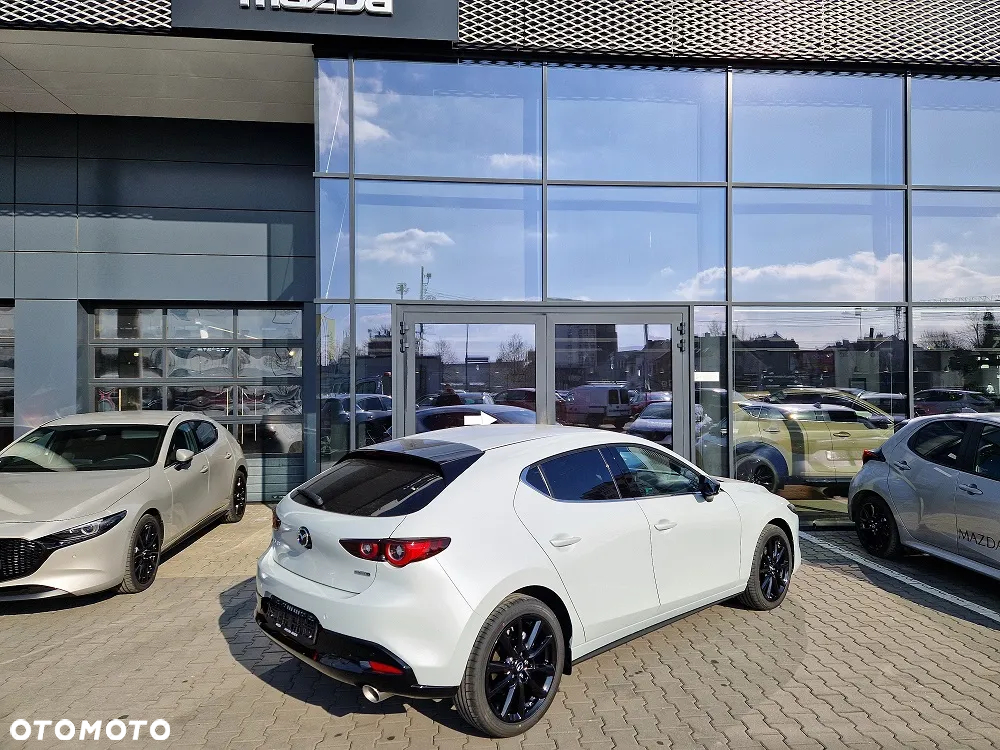 Mazda 3 - 5