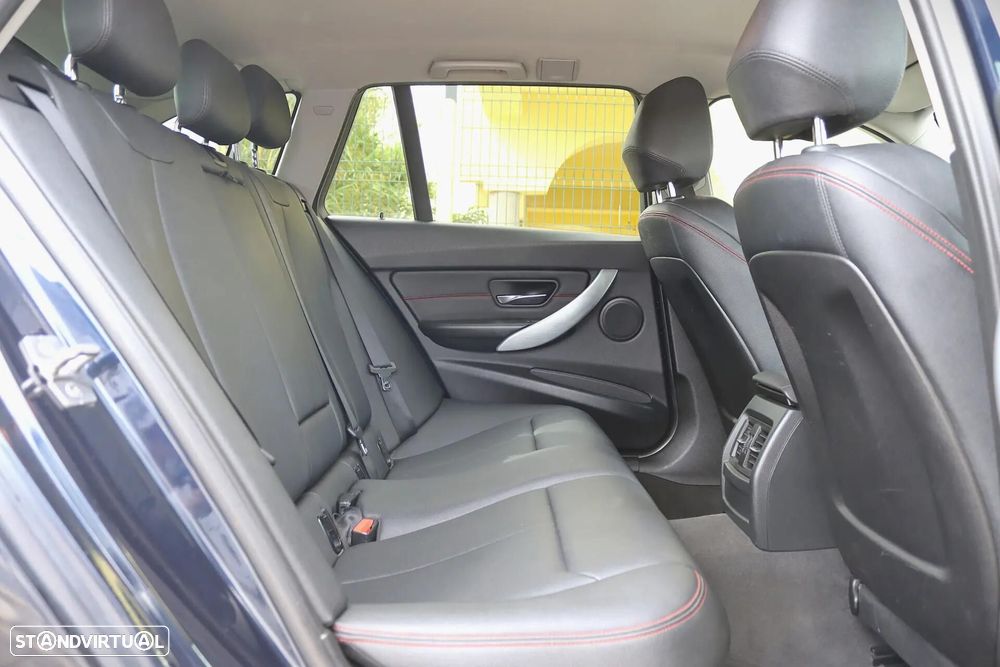 BMW 318 d Aut. Sport Line — fotografia 28