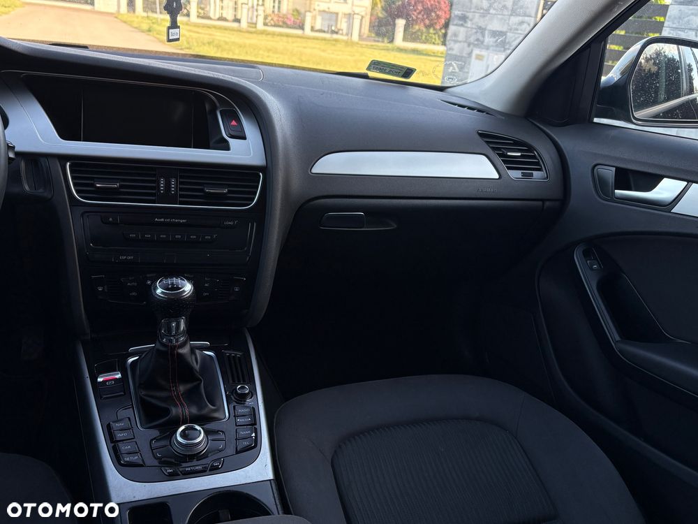 Audi A4 Avant 2.0 TDI - 13