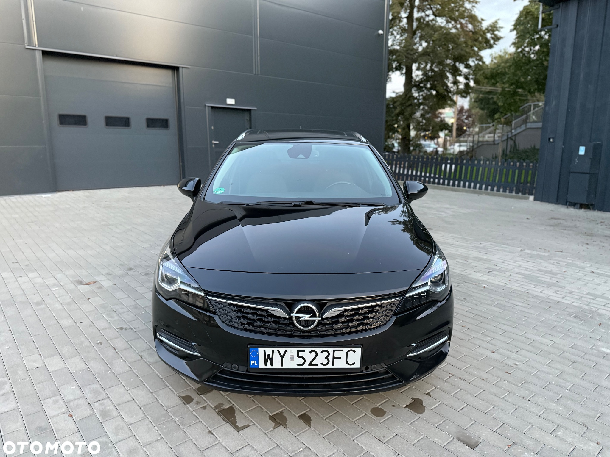 Opel Astra V 1.2 T Ultimate S&S - 2