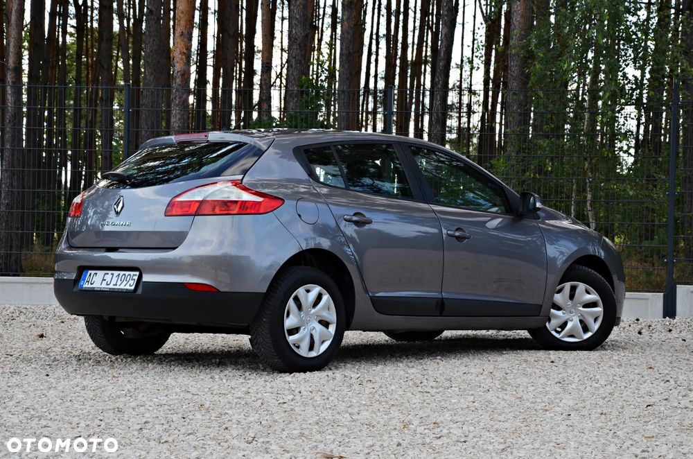 Renault Megane 1.6 16V 110 Dynamique - 23