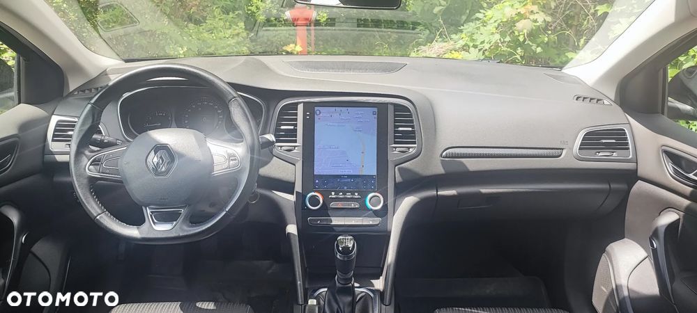 Renault Megane ENERGY TCe 130 EXPERIENCE - 27