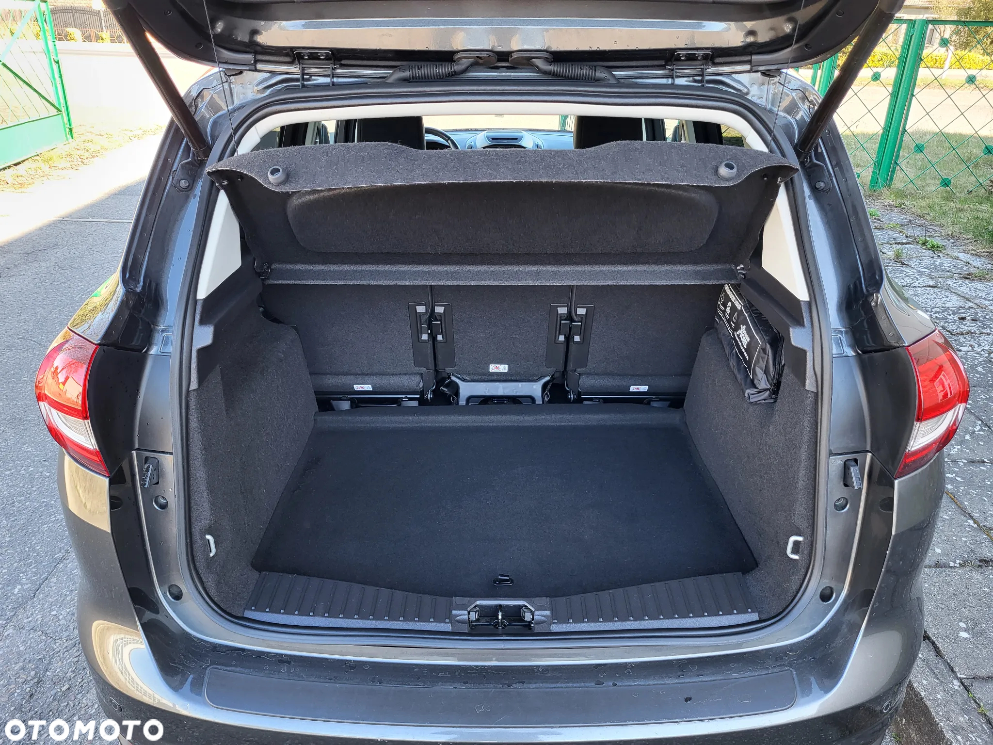 Ford C-MAX 1.0 EcoBoost Titanium ASS - 19