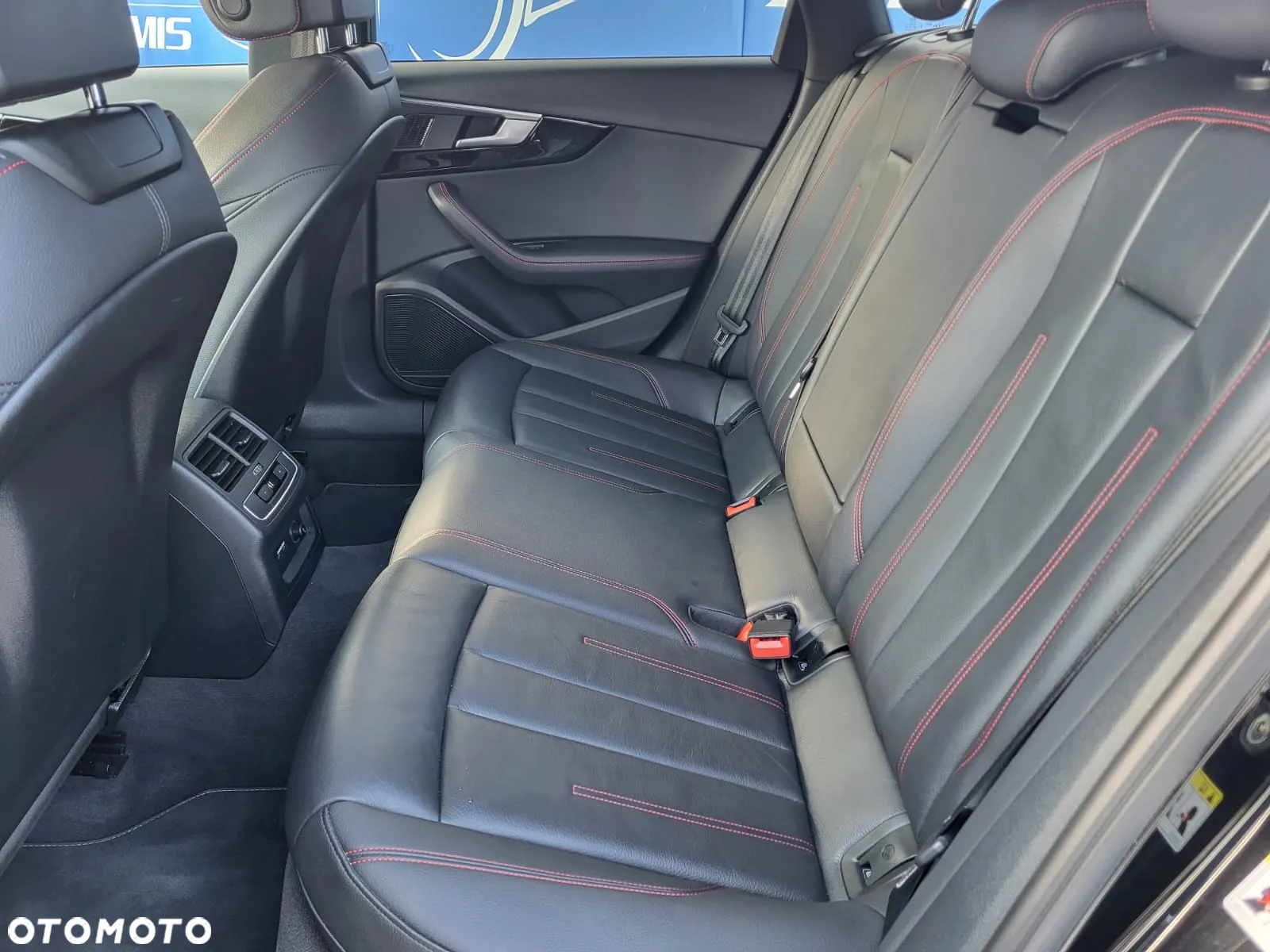 Audi A4 Avant 45 TDI quattro tiptronic S line - 14