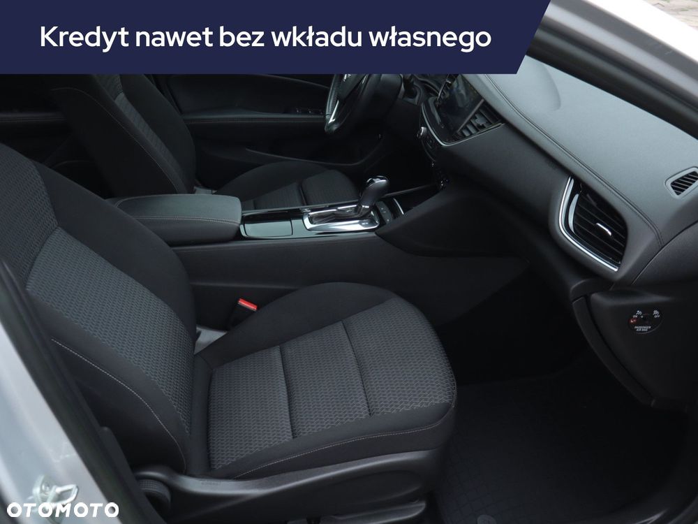 Opel Insignia - 11