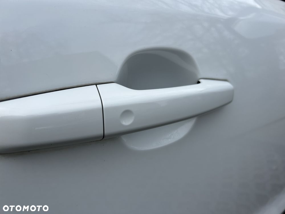 Jaguar F-Pace 2.0 i4D AWD R-Sport - 21