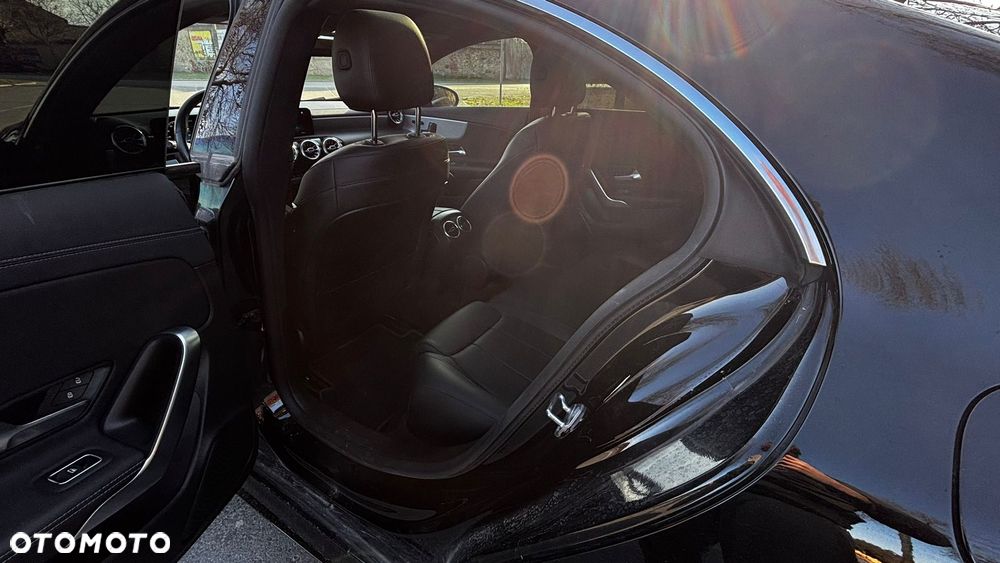 Mercedes-Benz CLA - 21