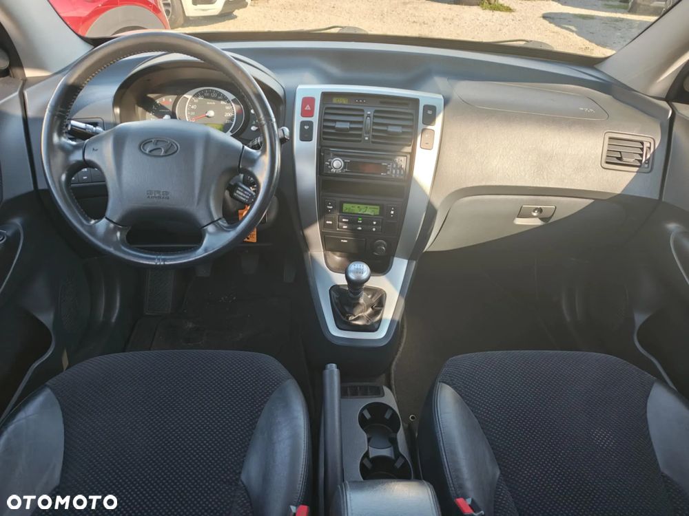 Hyundai Tucson 2.0 CRDi VGT 4WD GLS - 11