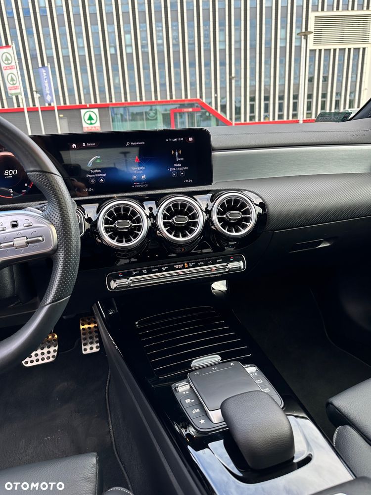 Mercedes-Benz Klasa A 180 AMG Line 7G-DCT - 8