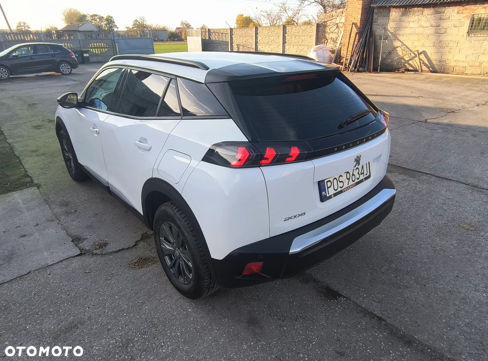 Peugeot 2008 1.5 BlueHDi GT S&S - 4