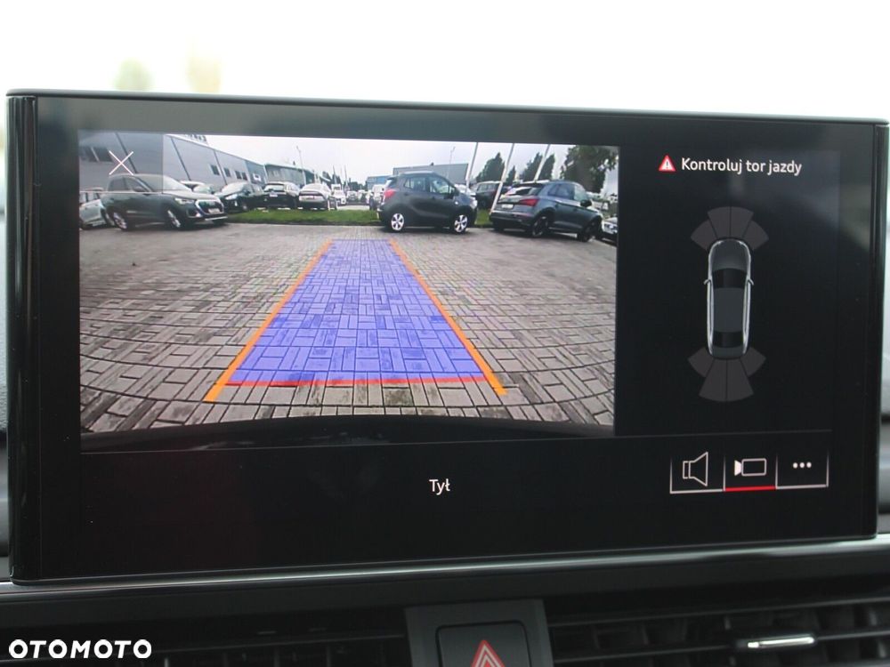 Audi A4 Limousine - 26