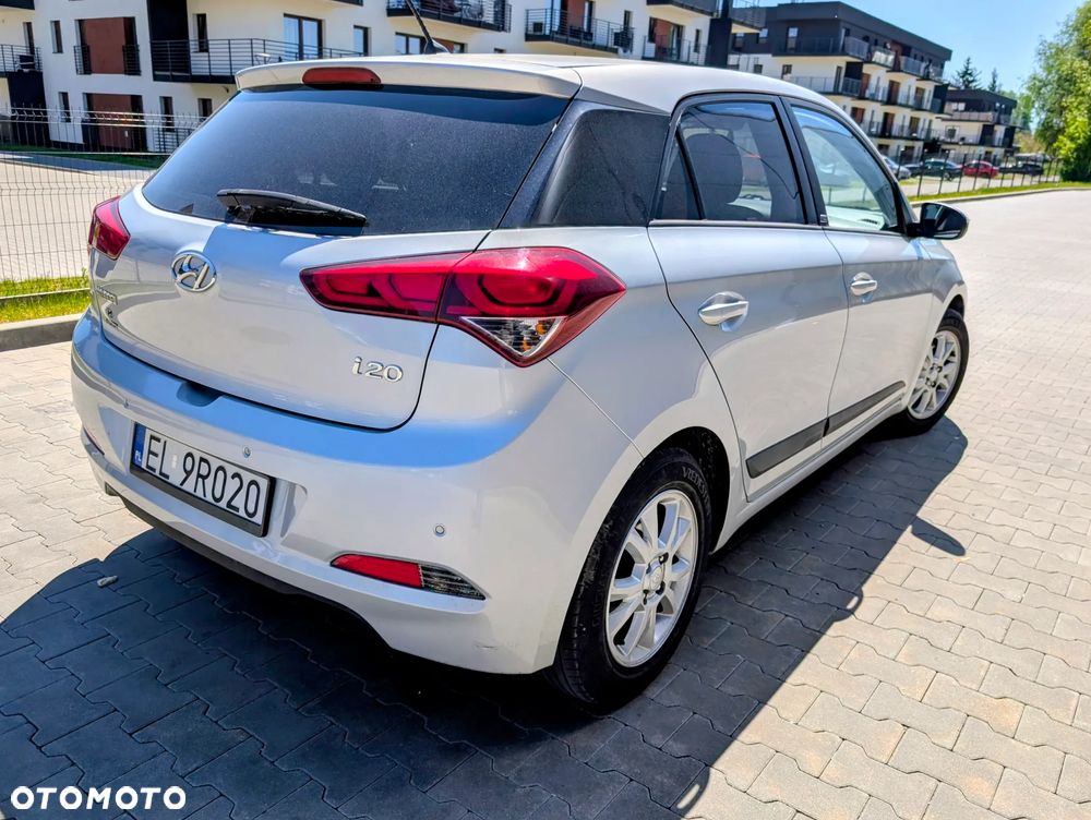 Hyundai i20 - 3