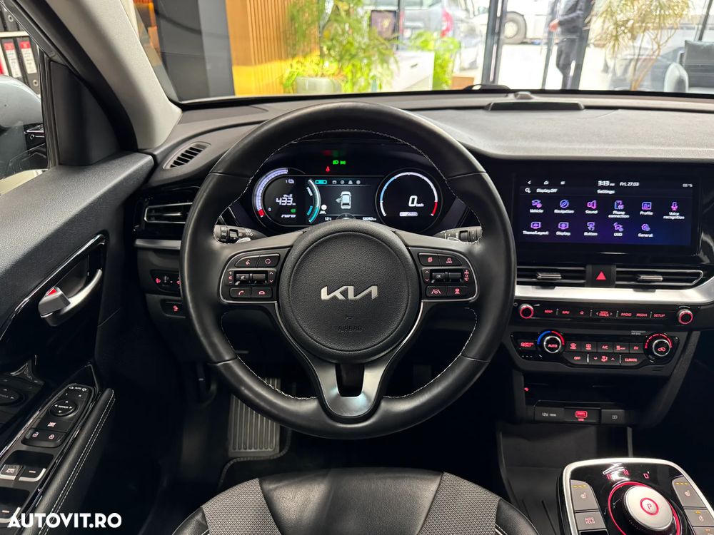 Kia Niro e-Niro 150 kW Vision - 24