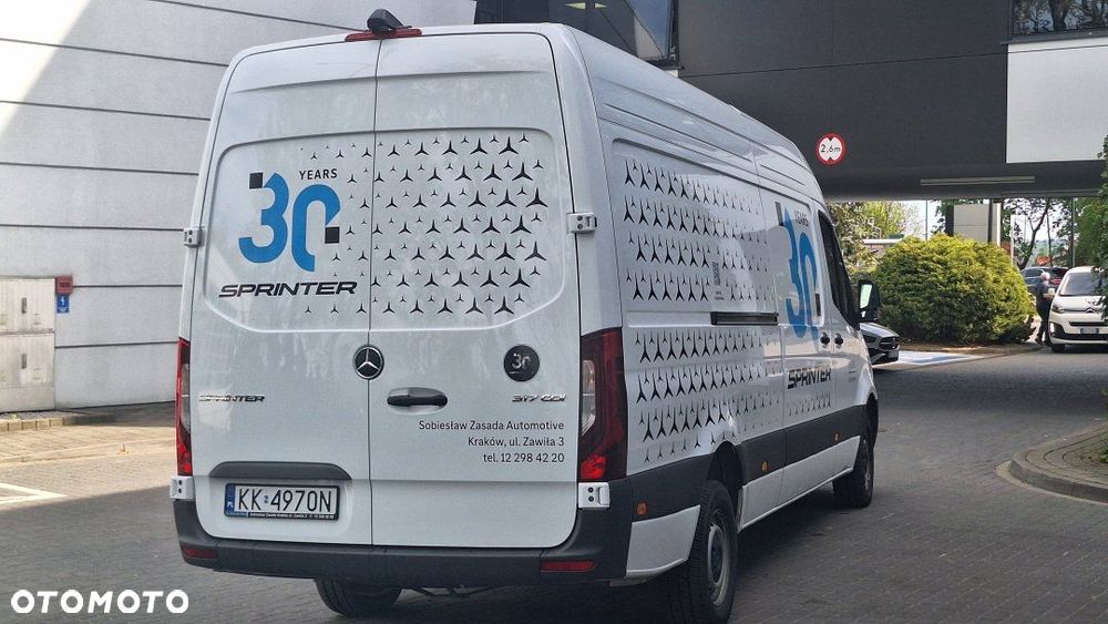 Mercedes-Benz Sprinter - 5