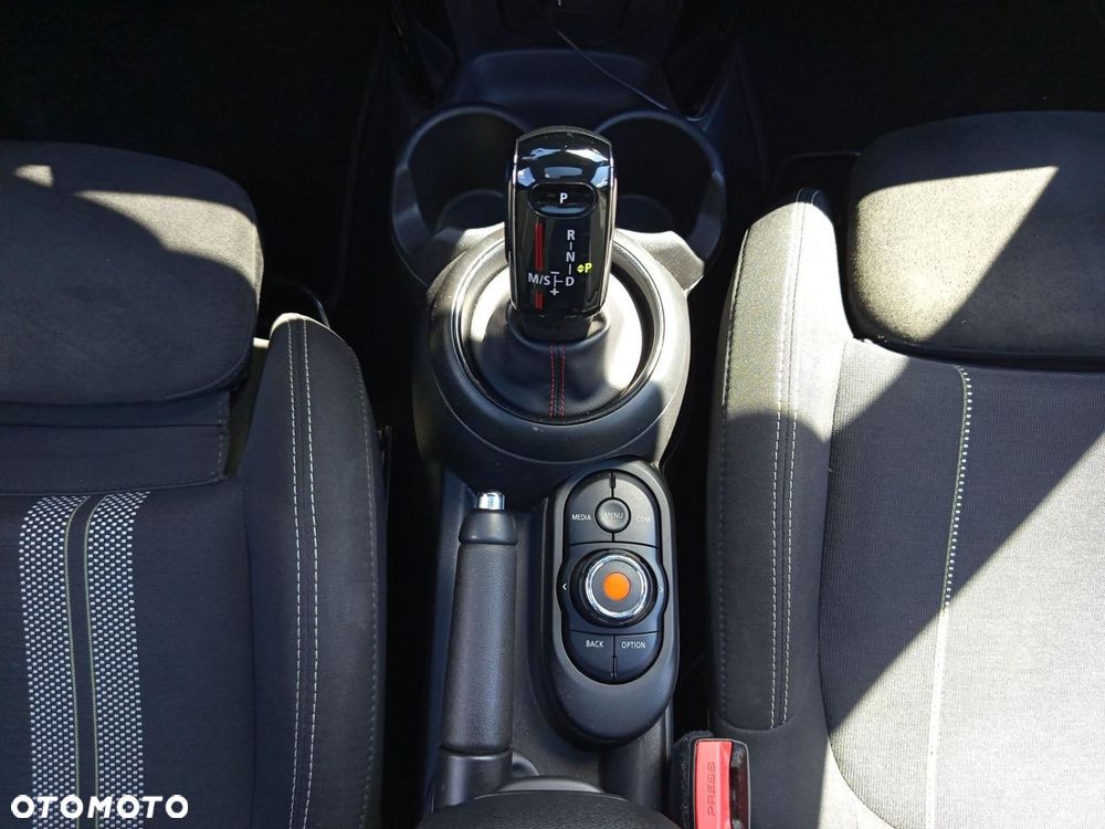 MINI John Cooper Works - 19