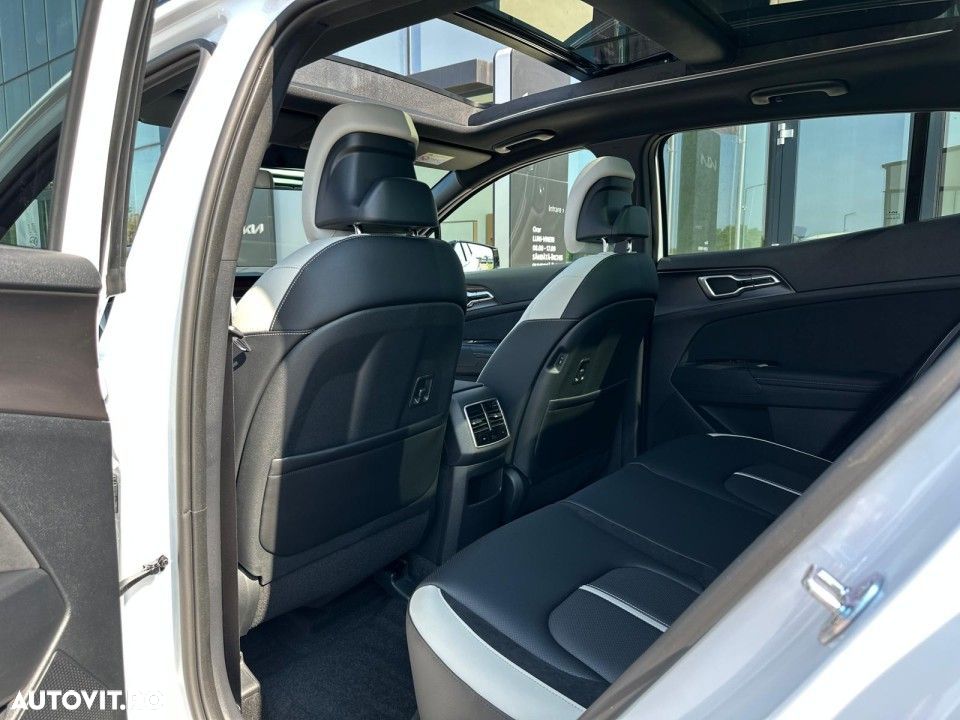 Kia Sportage - 12