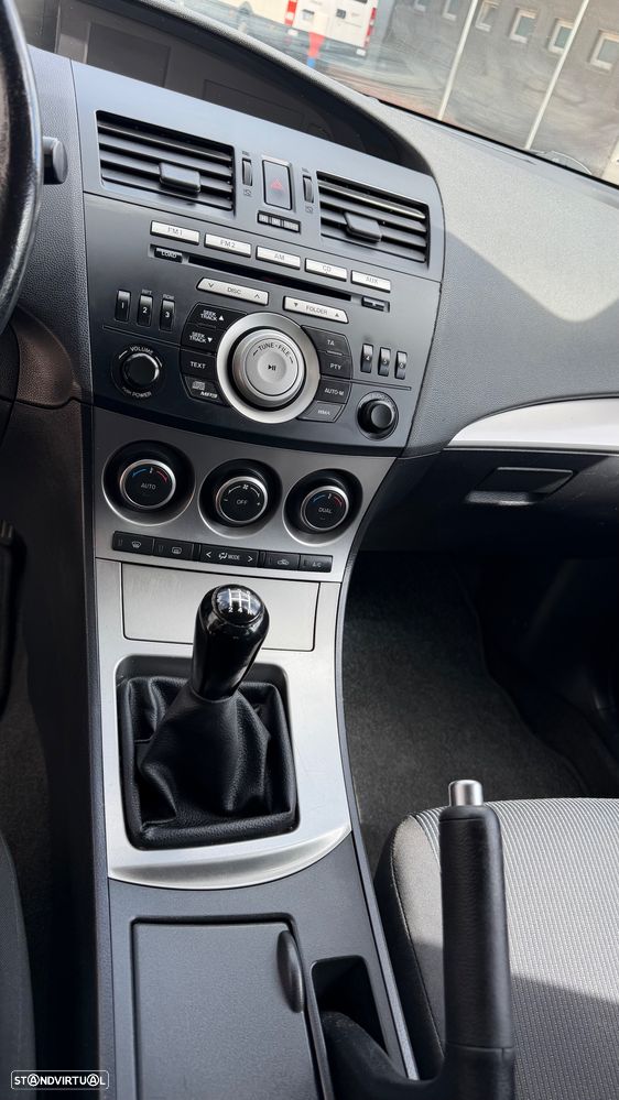 Mazda 3 Hatchback MZ-CD 1.6 Exclusive - 7