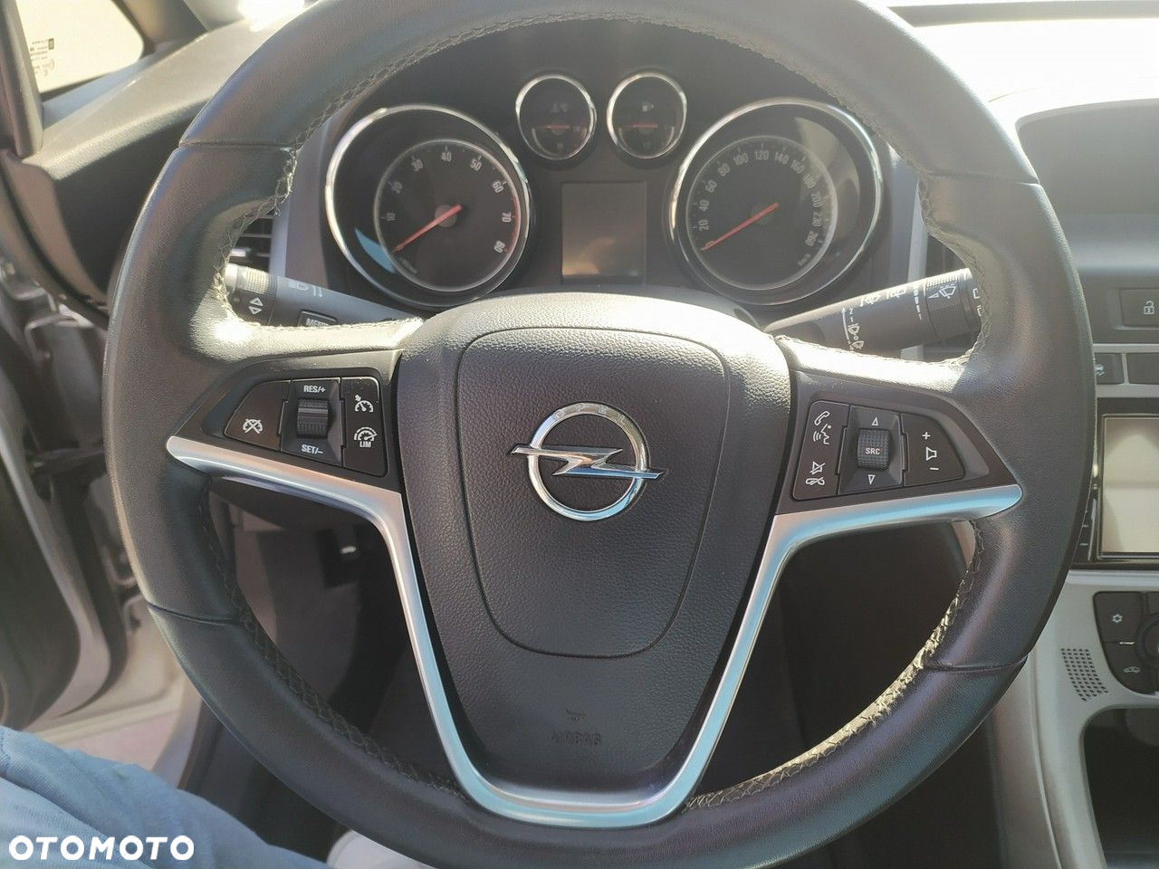 Opel Astra - 11