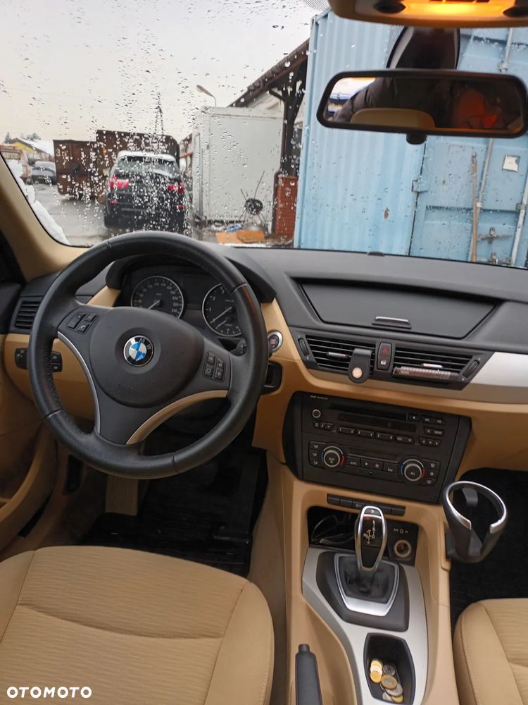 BMW X1 xDrive28i - 10