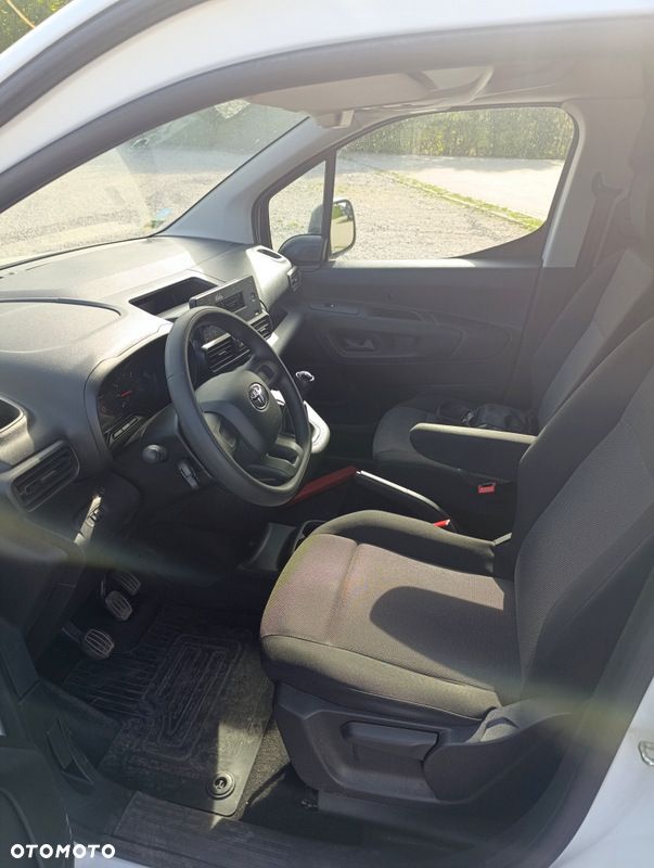 Toyota Proace City Furgon 2.3T - 15