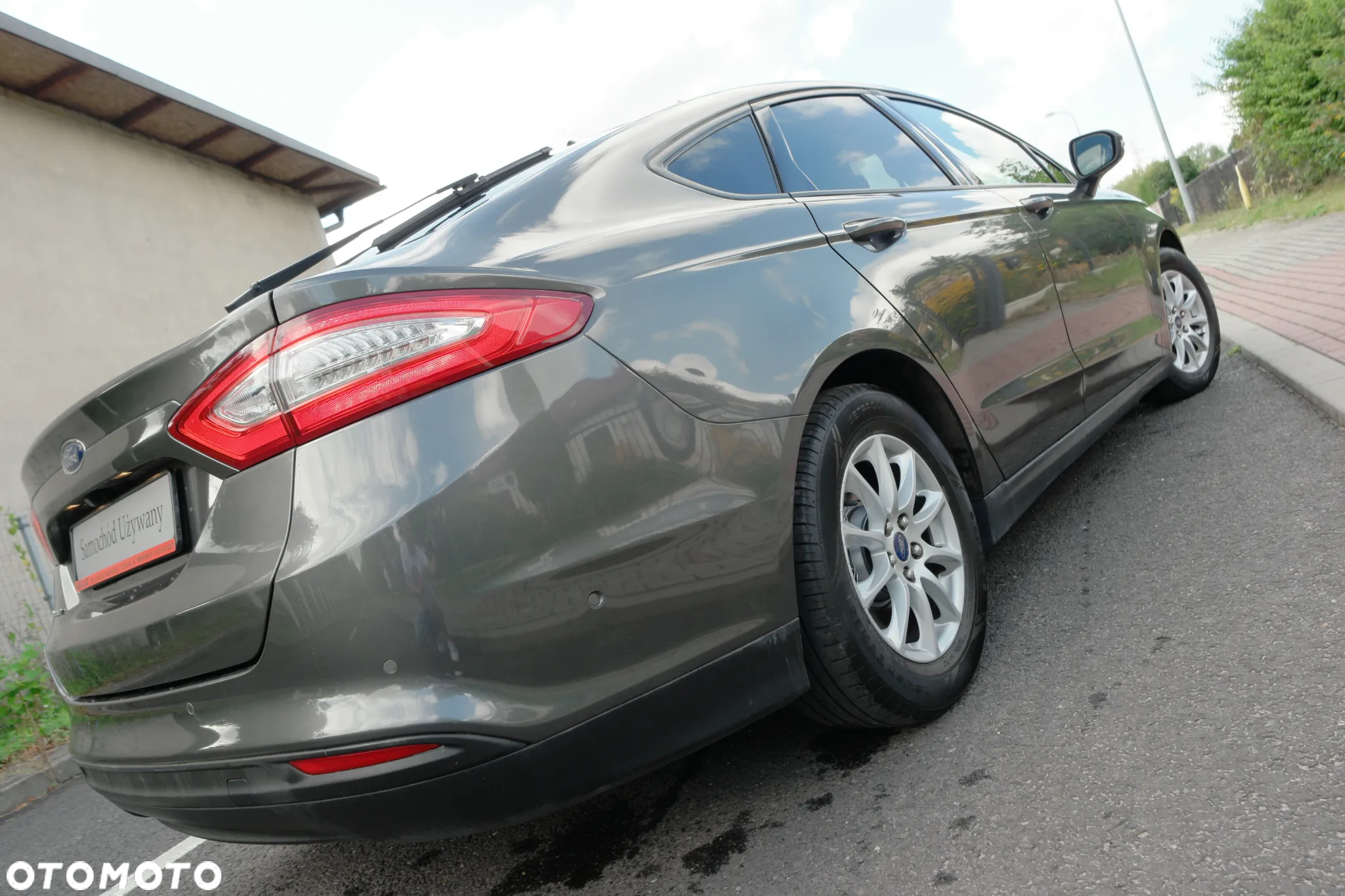 Ford Mondeo - 38