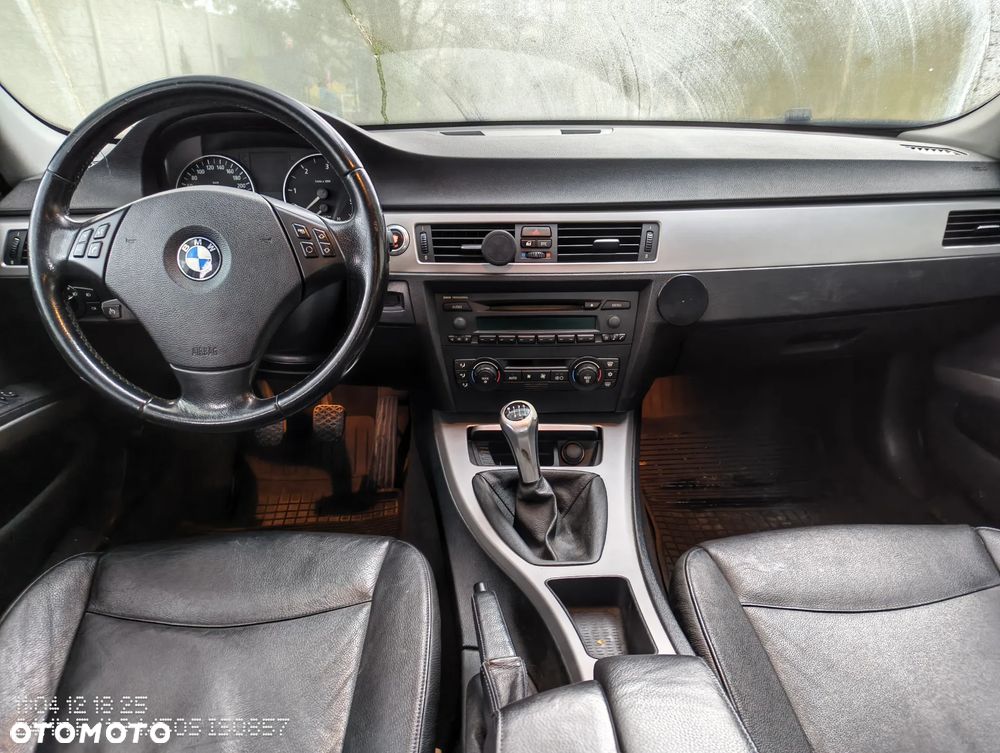 BMW Seria 3 320d Edition Lifestyle - 15
