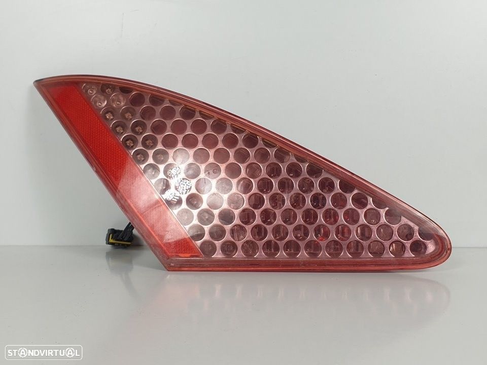 FAROLIM TRASEIRO ESQUERDO INTERIOR PEUGEOT 307 CC 2004 - 8