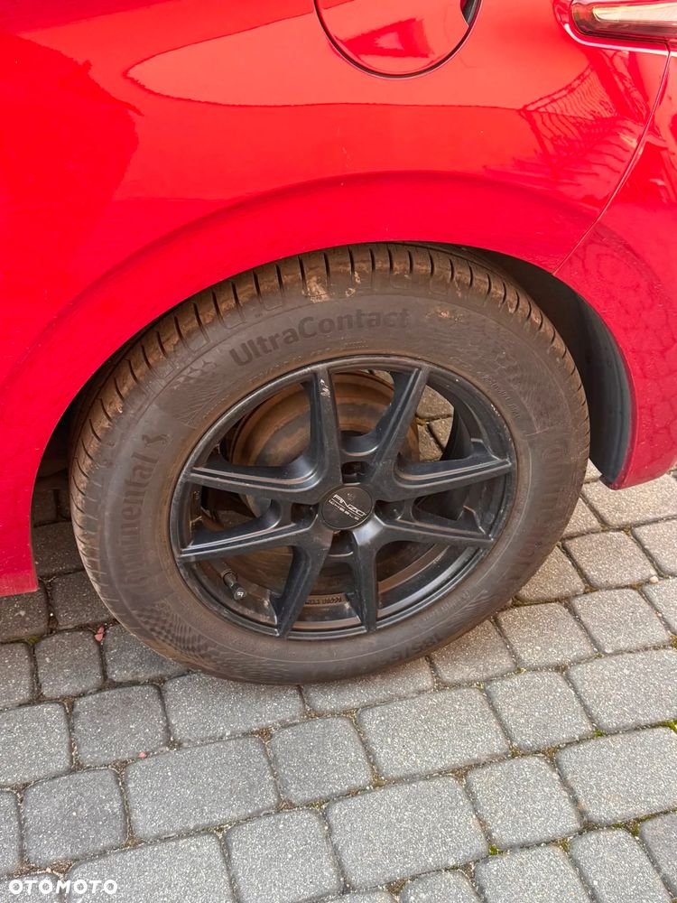 Peugeot 208 1.2 PureTech Active - 11