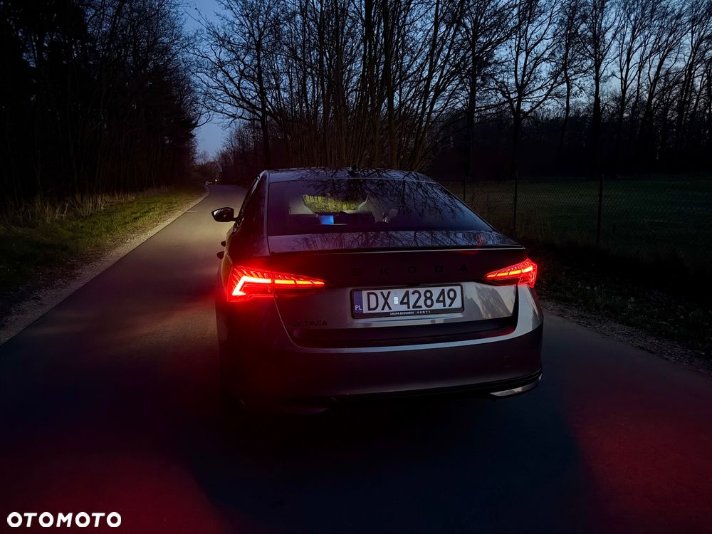 Skoda Octavia 1.5 TSI mHEV Sportline DSG - 9