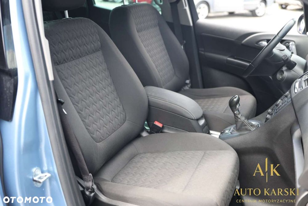 Opel Meriva - 31