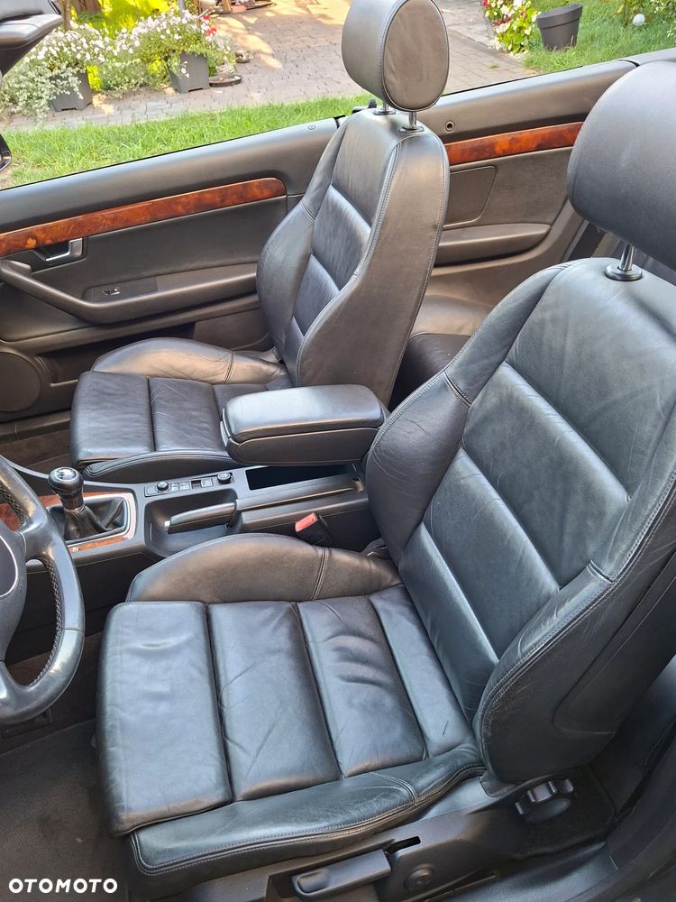 Audi A4 Cabrio 2.5 TDI - 19