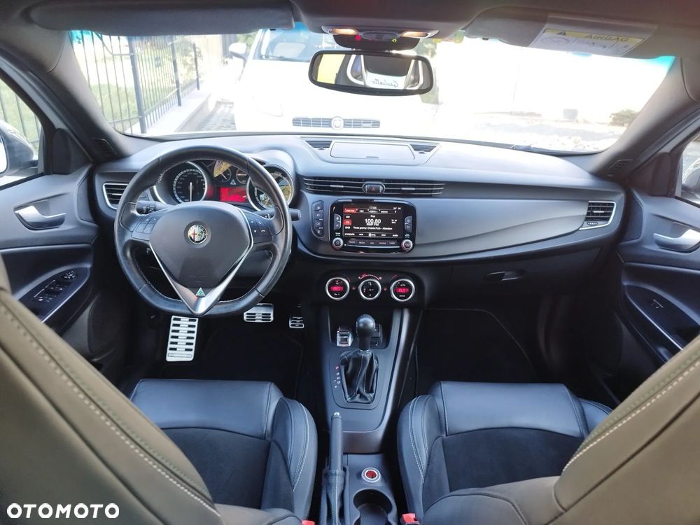 Alfa Romeo Giulietta 1750 TBi QV TCT - 28