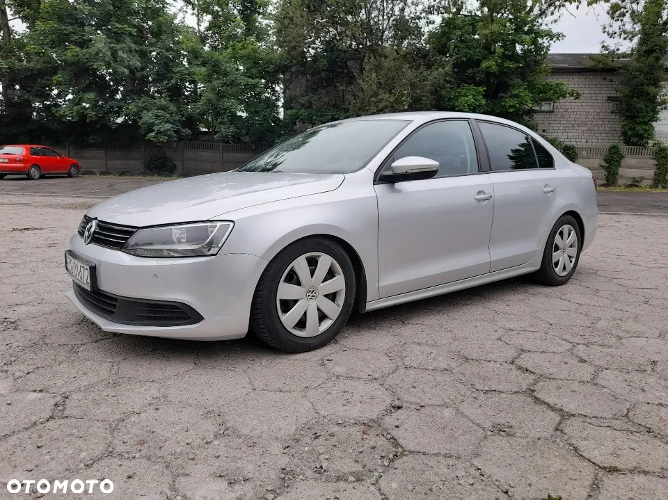 Volkswagen Jetta 1.6 TDI BMT Comfortline - 3