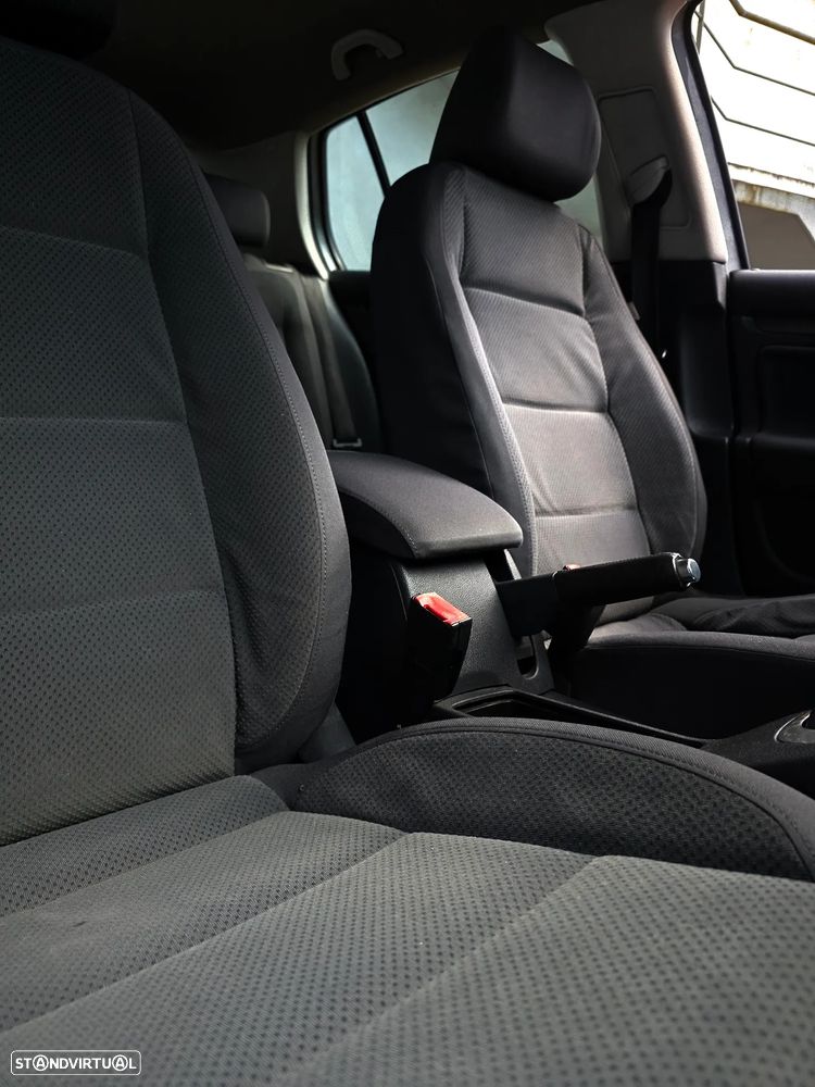 VW Golf 1.9 TDi GT Sport DSG - 46