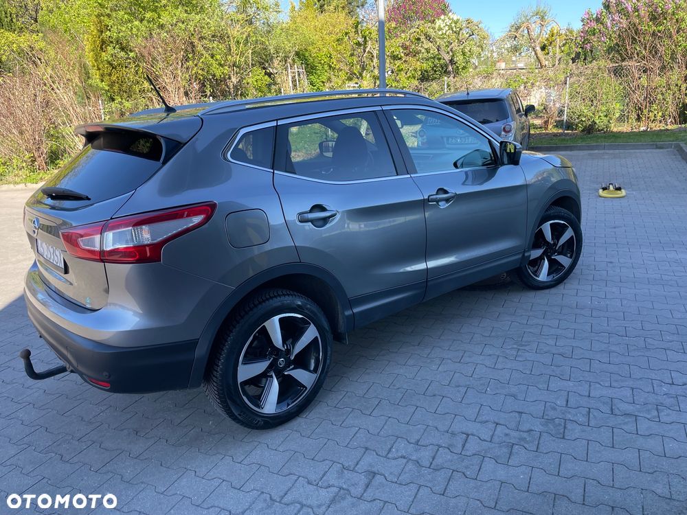 Nissan Qashqai 1.2 DIG-T Xtronic 360 - 6