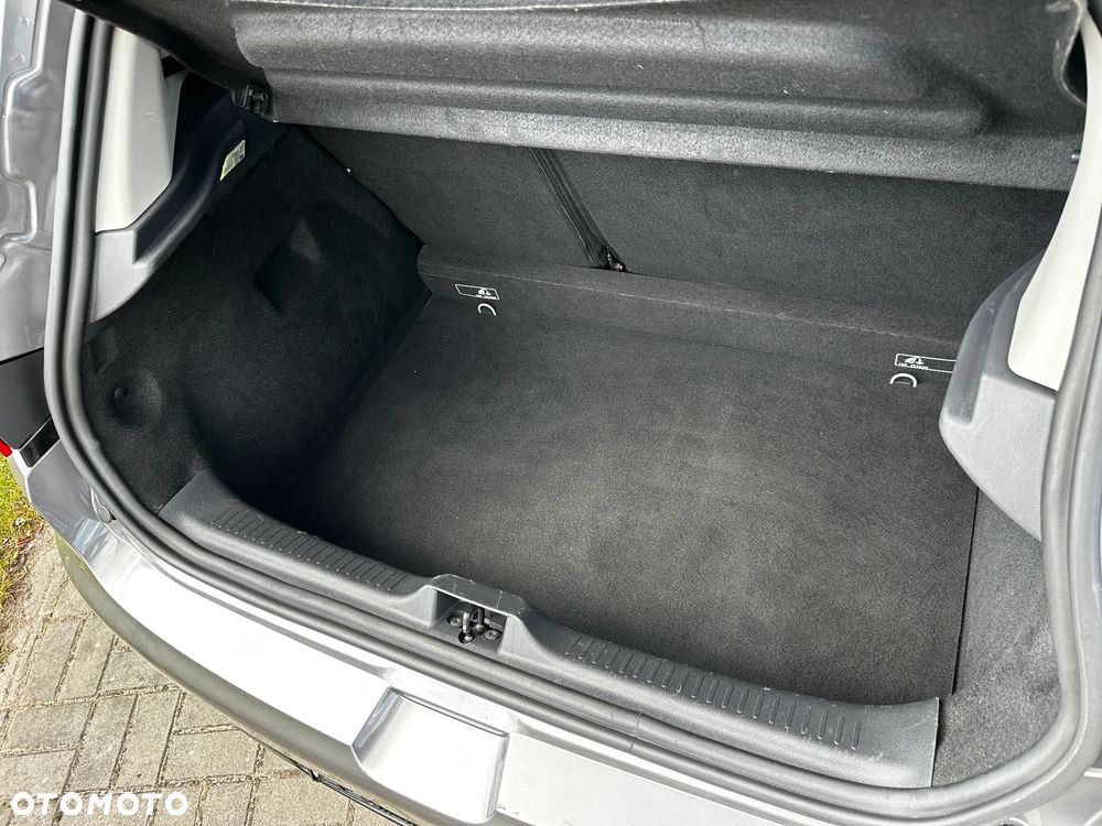 Renault Clio 1.2 16V Limited EU6 - 40