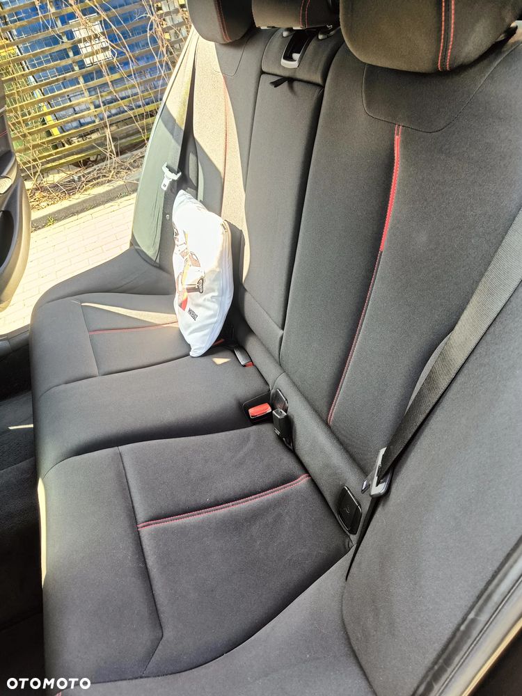 BMW Seria 3 - 12