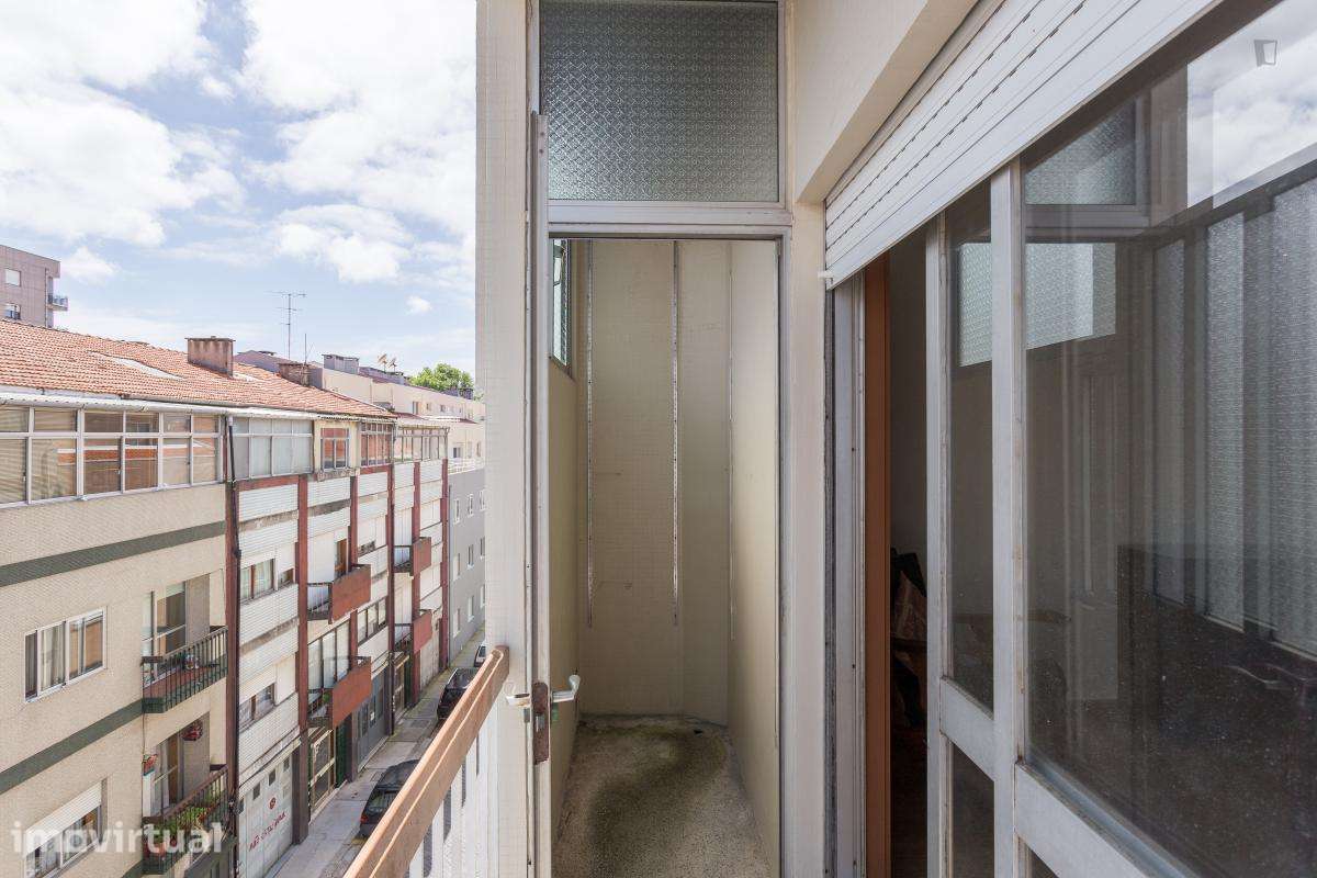 Quarto - localizado em Cedofeita Porto - Grande imagem: 4/15