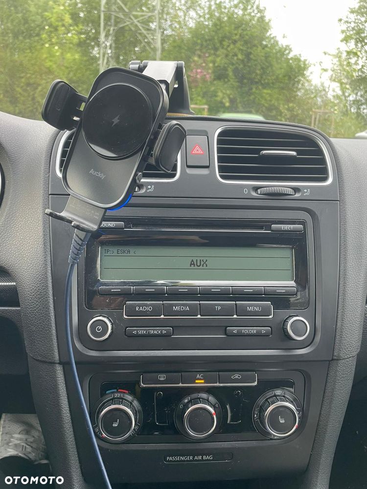 Volkswagen Golf - 8
