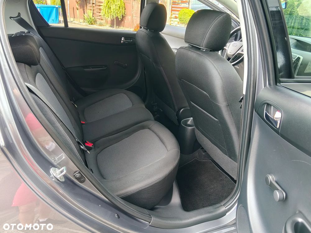Hyundai i20 1.25 Classic + - 12