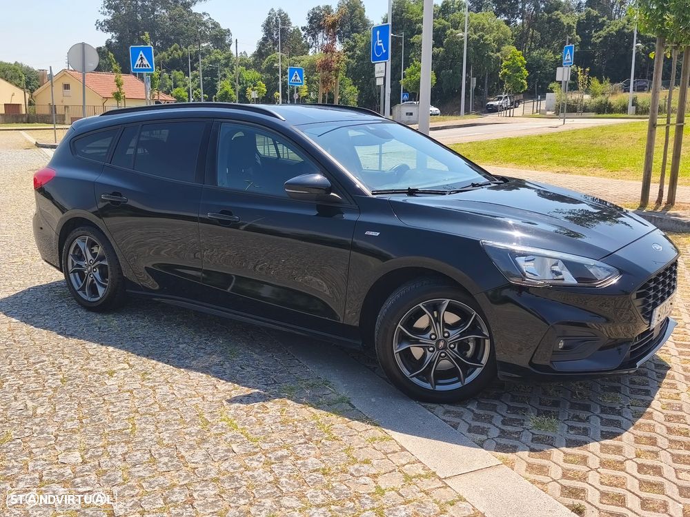 Ford Focus SW 1.5 TDCi EcoBlue ST-Line - 2