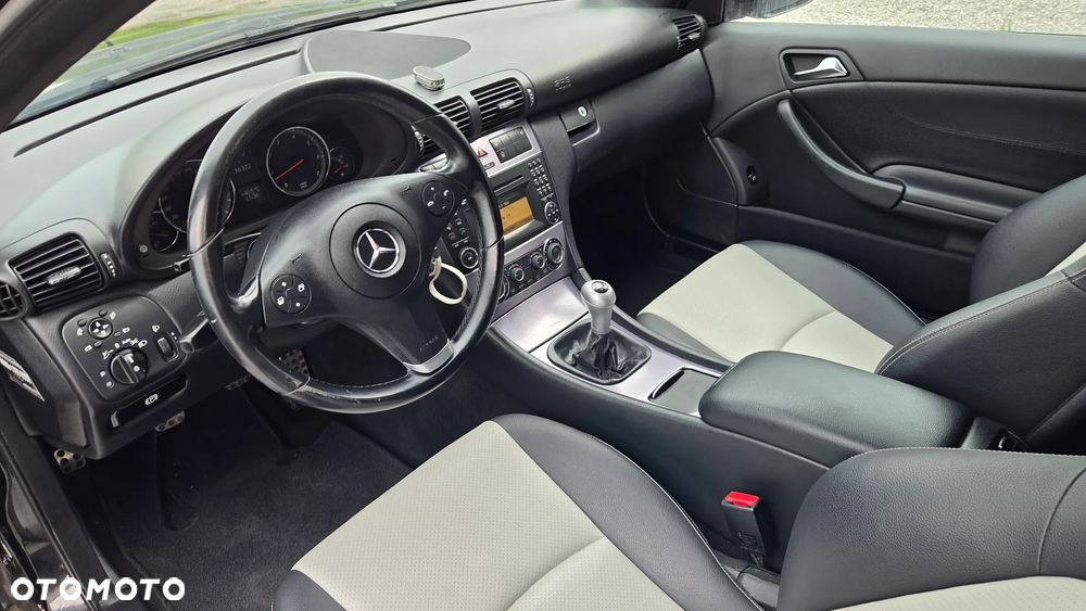 Mercedes-Benz CLC 180 Kompressor - 32
