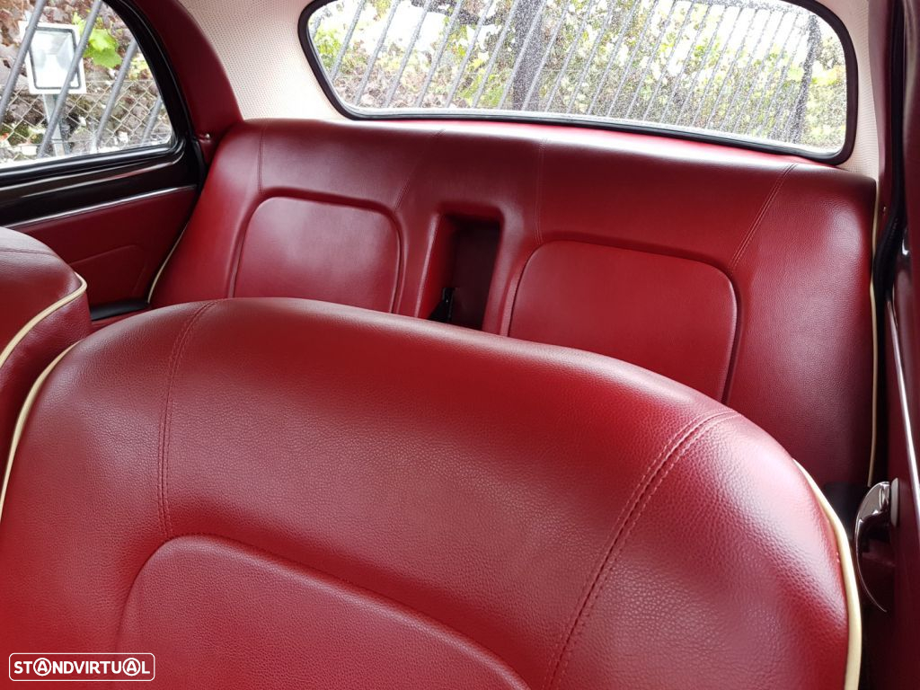 Peugeot 403 La Berline Grand Luxe Toit Fixe - 24