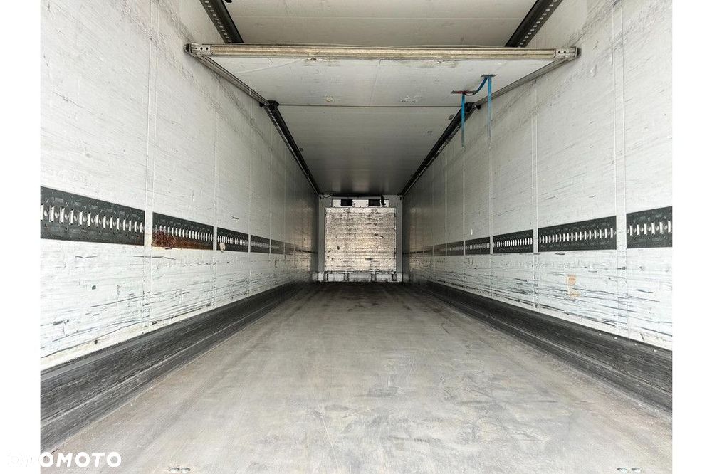 Schmitz Cargobull + CARRIER VECTOR 1950 - 10