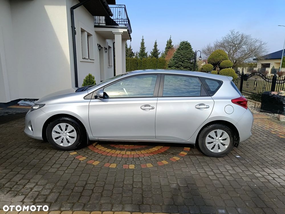 Toyota Auris 1.33 VVT-i Active - 3