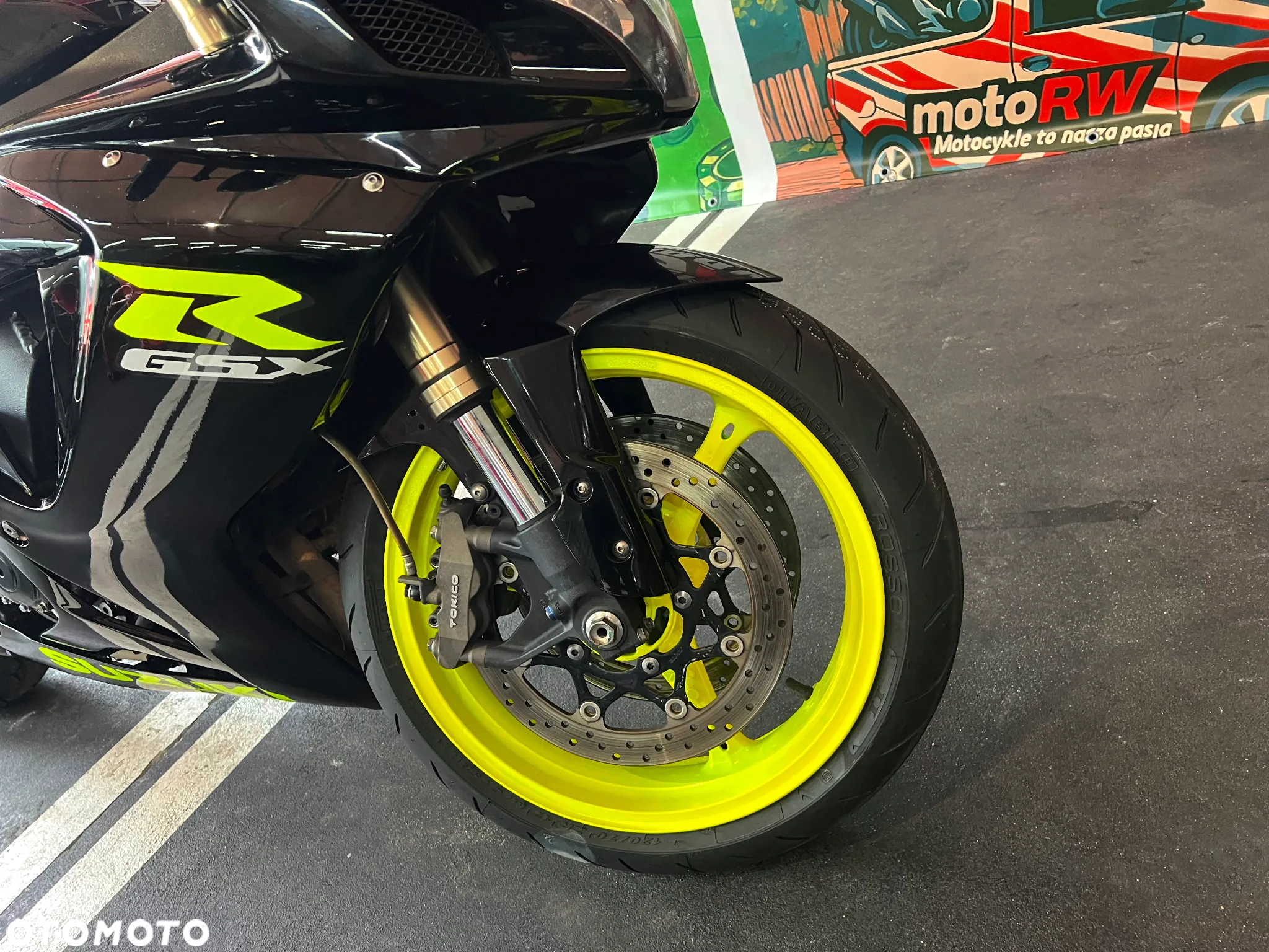 Suzuki GSX-R - 8